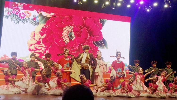 杨君磊——培育艺术人才 放飞艺术梦想